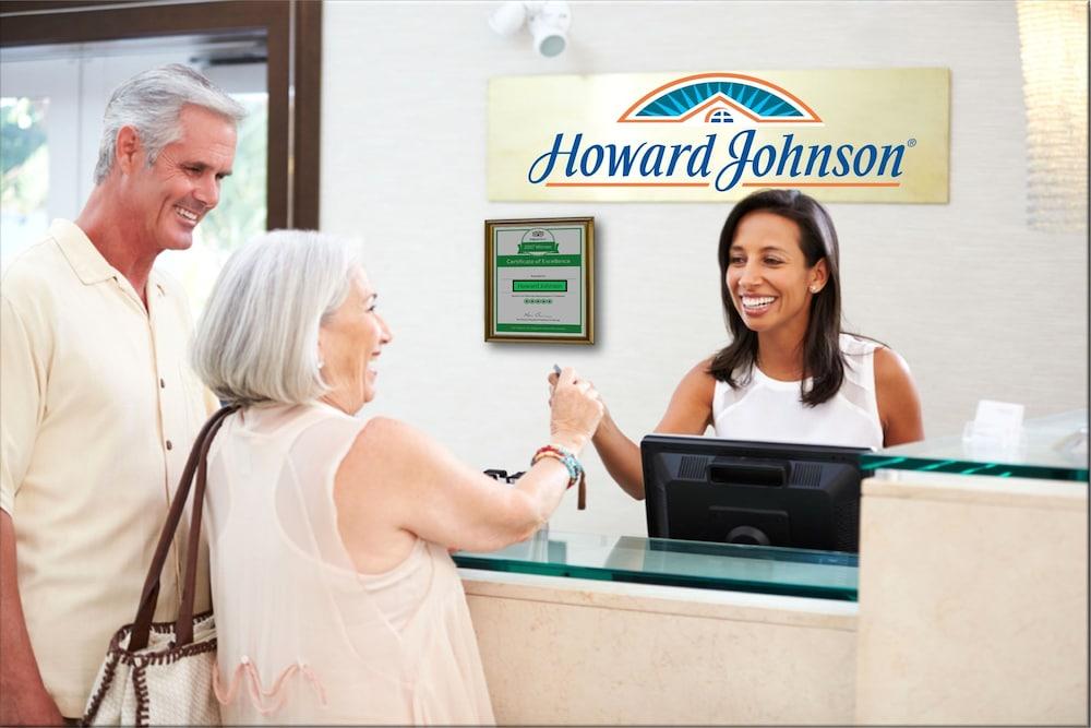 Howard Johnson By Wyndham Beaufort/Parris Island Extérieur photo