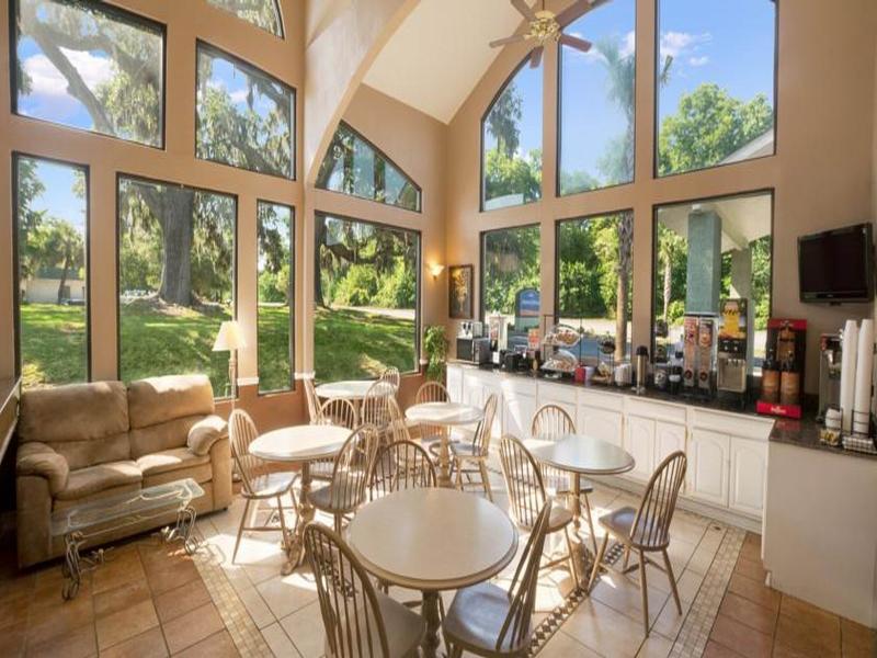 Howard Johnson By Wyndham Beaufort/Parris Island Extérieur photo